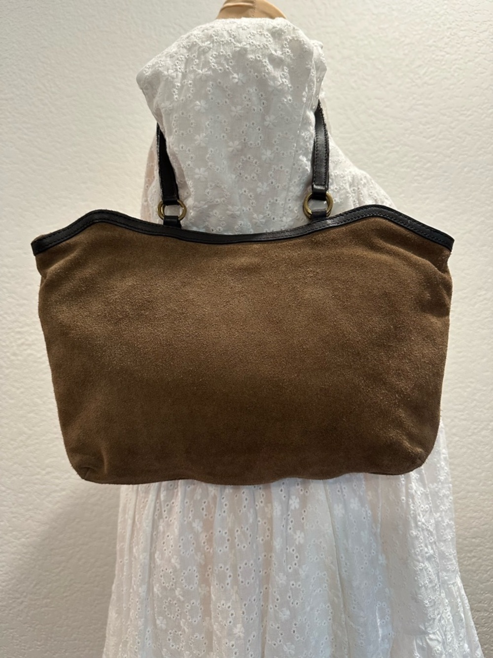 Vintage Y2K Boho Brown Suede Shoulder Bag Leather Flower accents Art to Wear Med - Picture 4 of 12